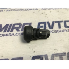 Отбойник крышки багажника Opel Astra H Wagon 2004-2010 13212251
